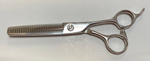 Load image into Gallery viewer, Gamma+ Hero 6.0&quot; Thinners Scissors
